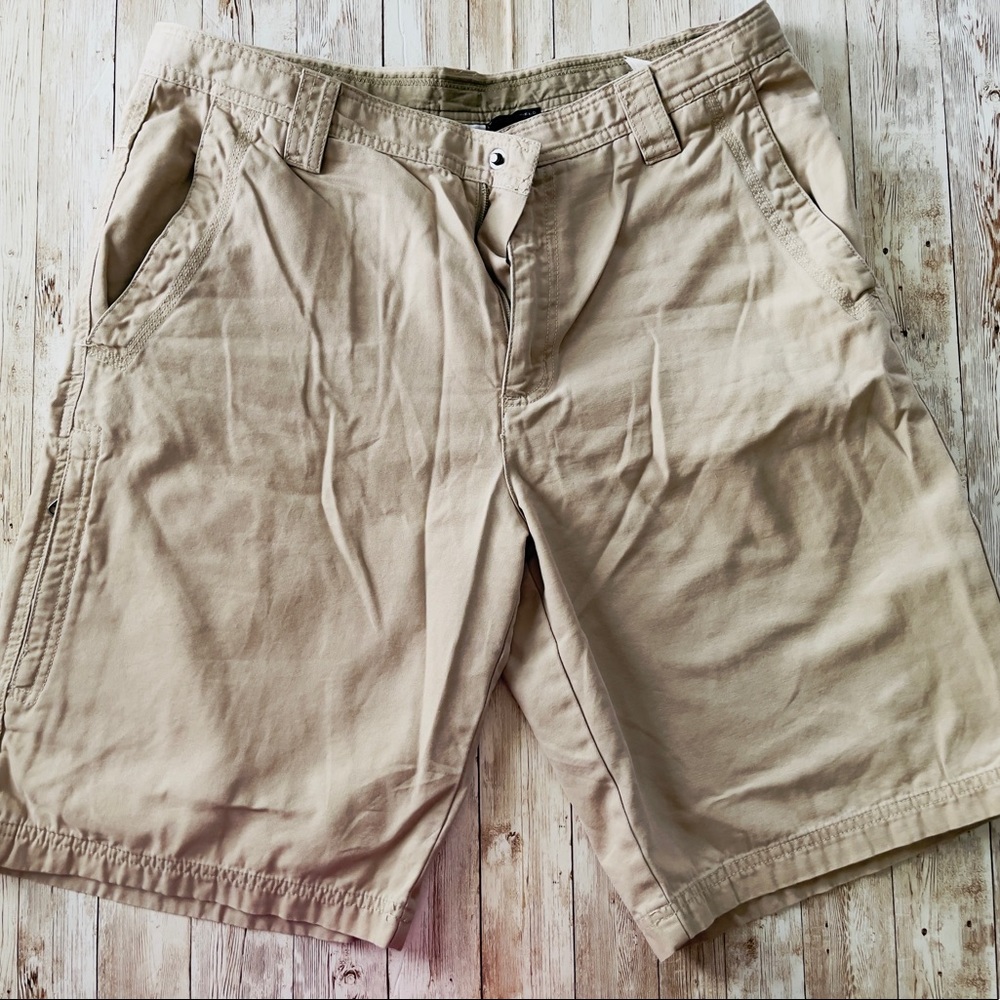 Columbia Shorts